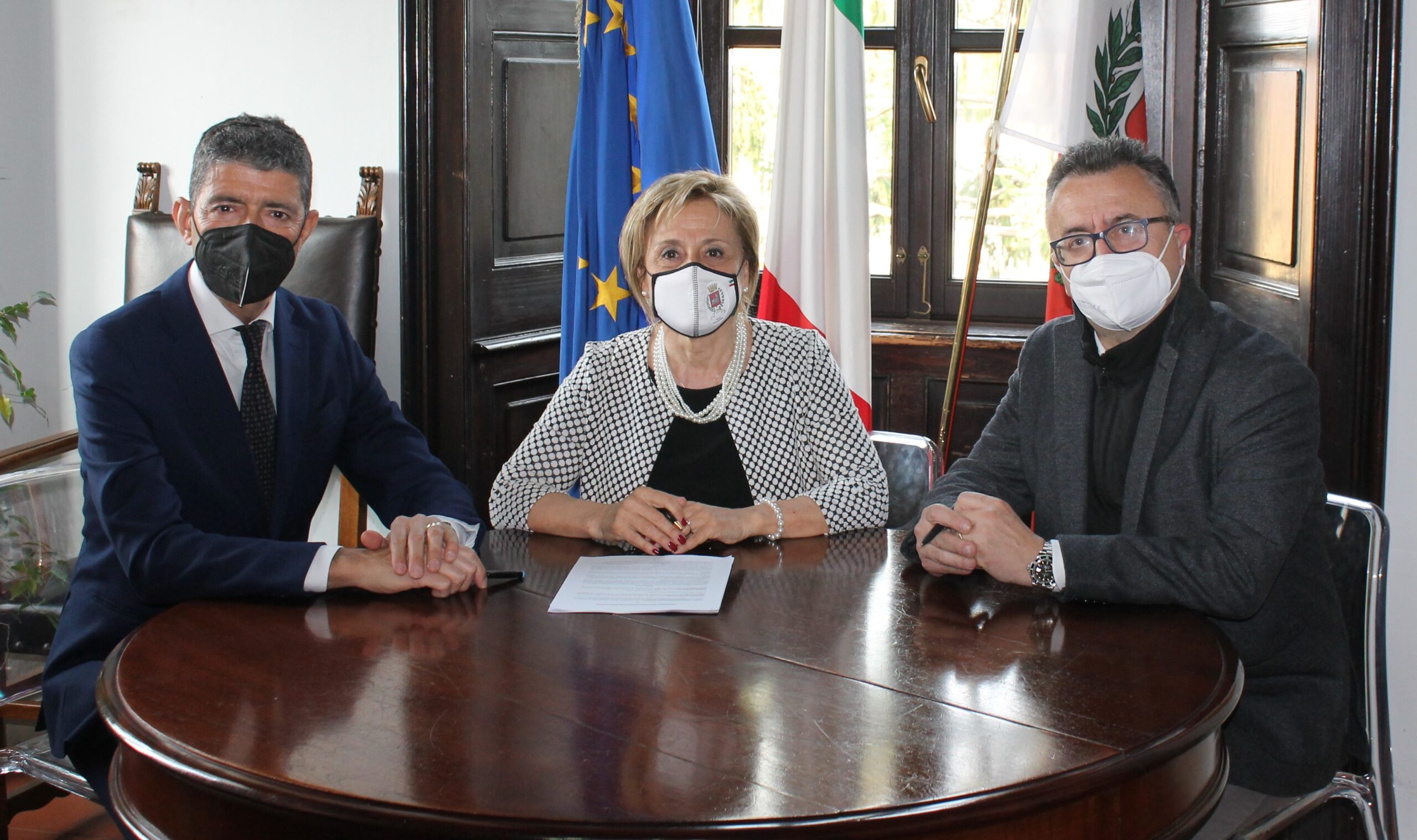 Firmata la Convenzione con il Comune socio di Trezzo sull’Adda per la nuova stazione di ricarica elettrica