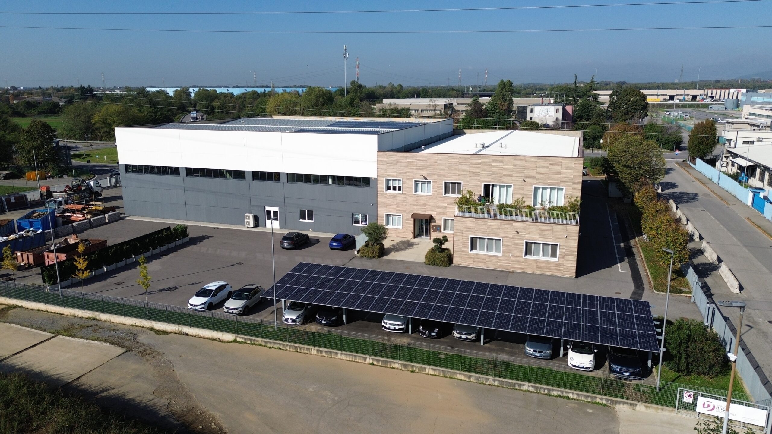 Carport: ATES autosufficiente grazie al fotovoltaico